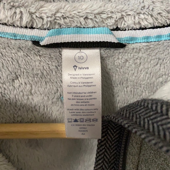 Ivivva Taupe, Black & Grey Warm Jacket - Picture 7 of 7